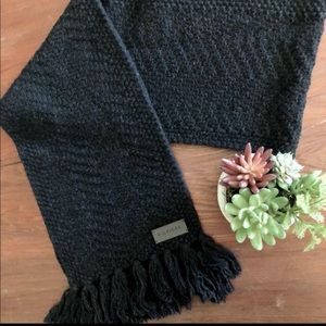 Tommy Hilfiger Black Knit Scarf O/S